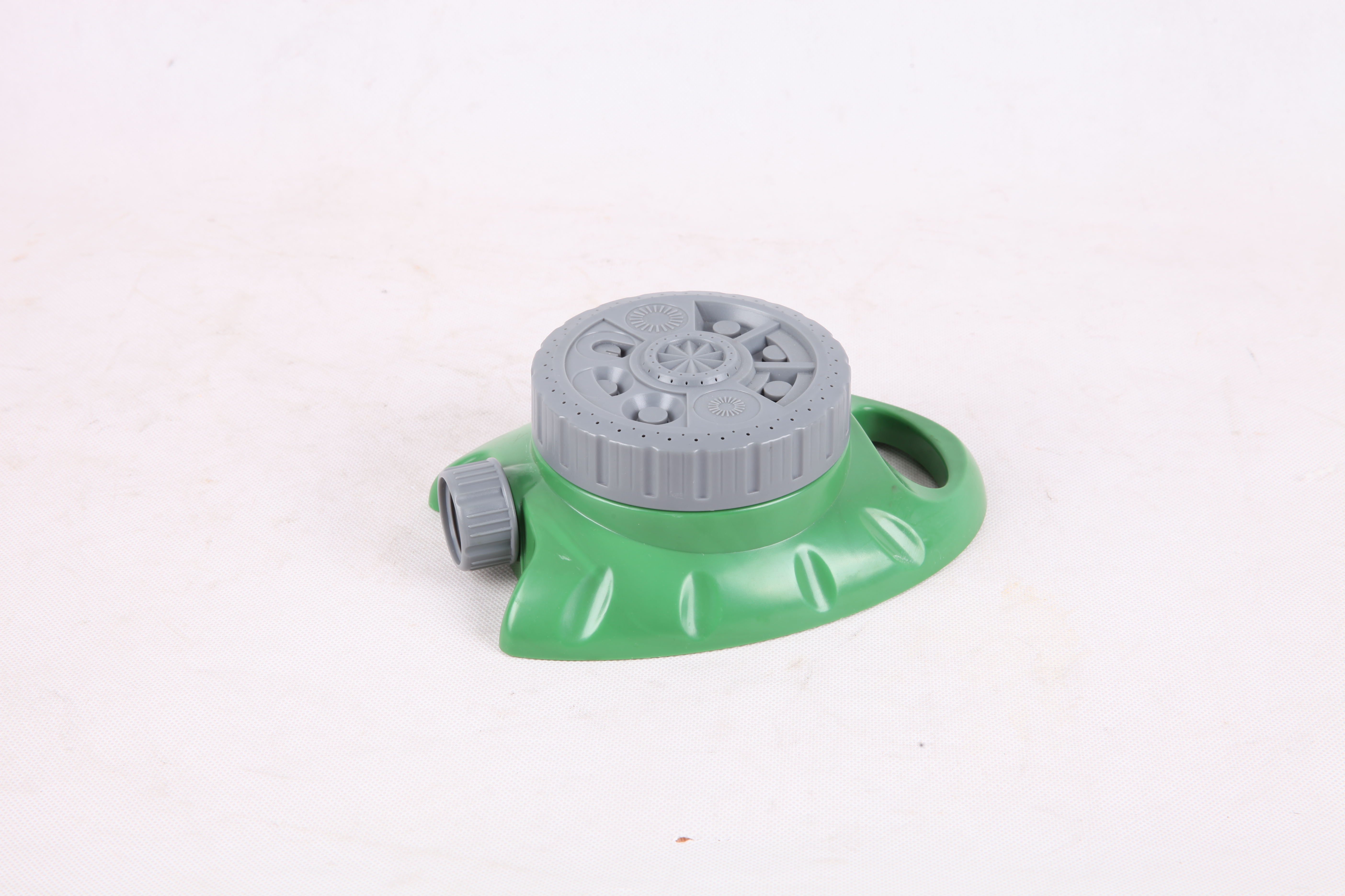 高尔夫球场塑料 8 型喷头地面喷洒